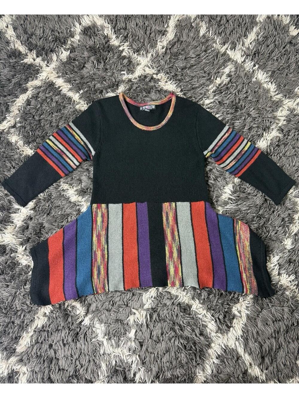 The Pyramid Collection Long Sleeve Asymmetric Sweater Black Knit Size Small